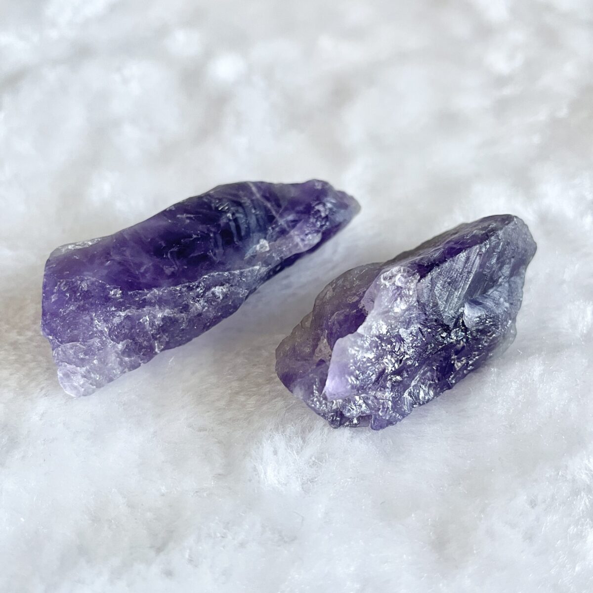 紫水晶原石一個