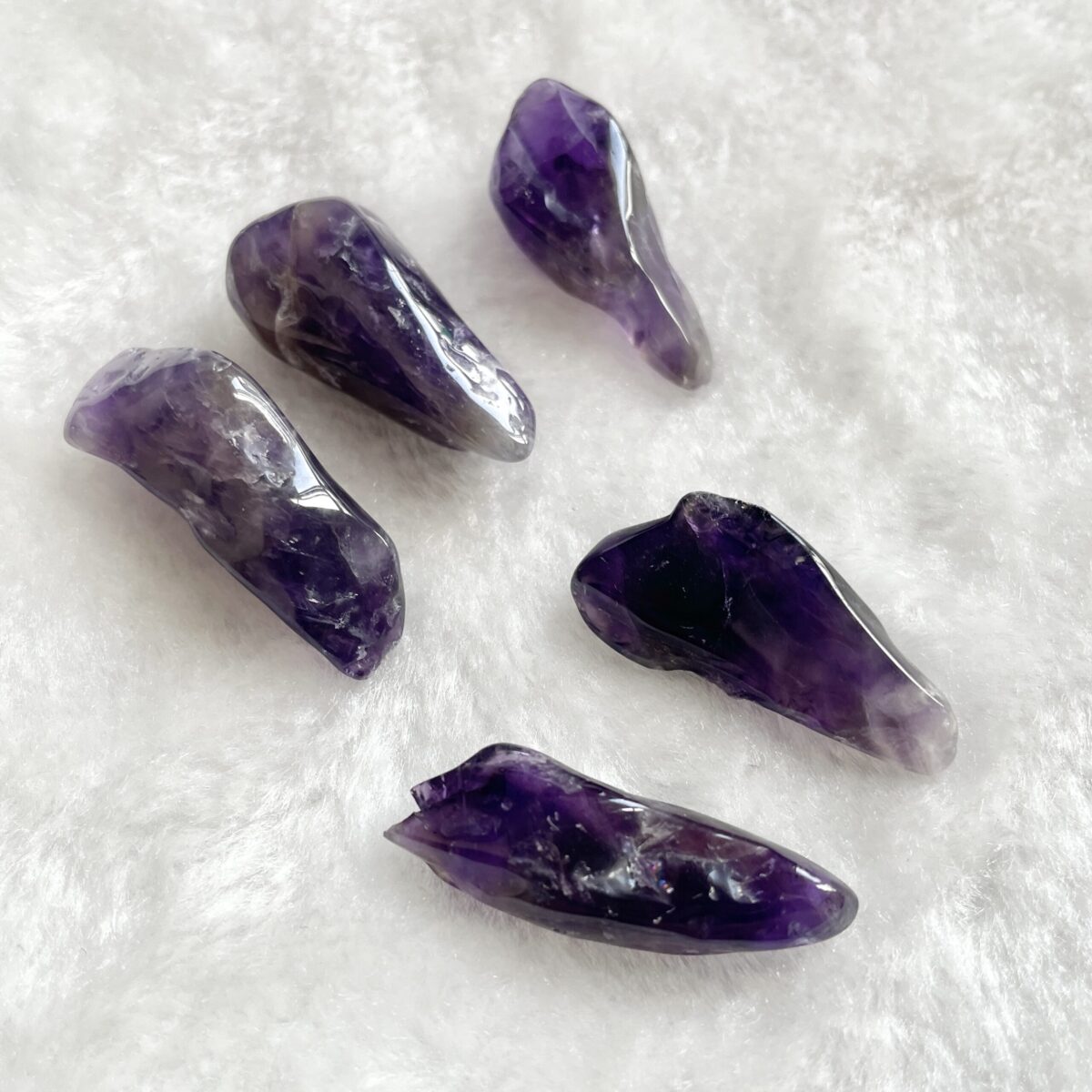 尖形紫水晶一個(較小)