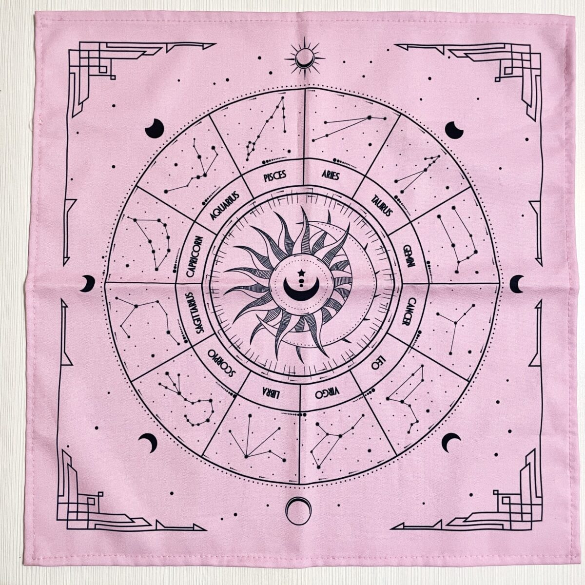 十二星座星盤粉紅色塔羅布