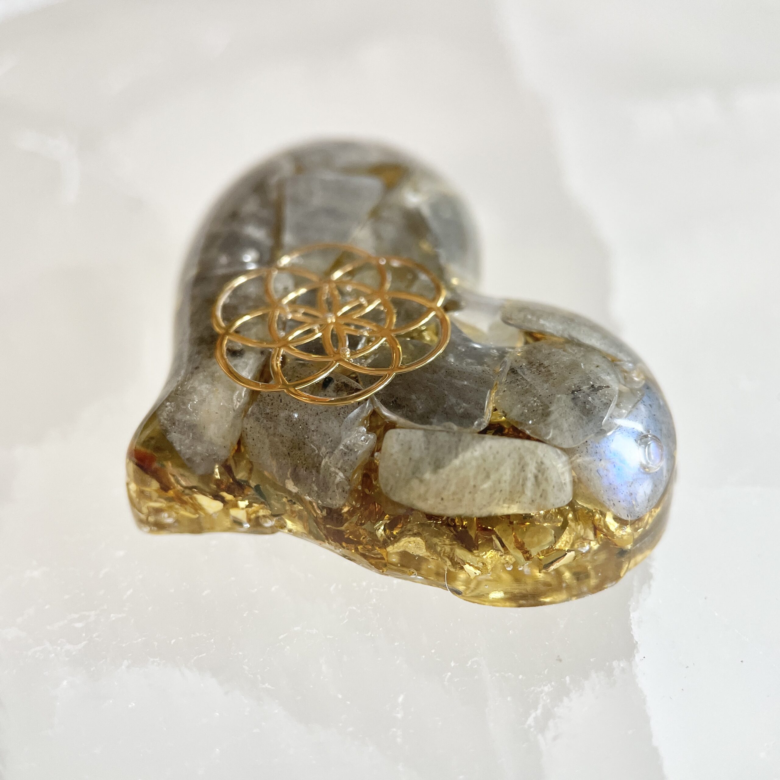 拉長石 生命種子圖騰 心形高頻奧根能量吊墜/鎖匙扣 Orgonite - Image 4