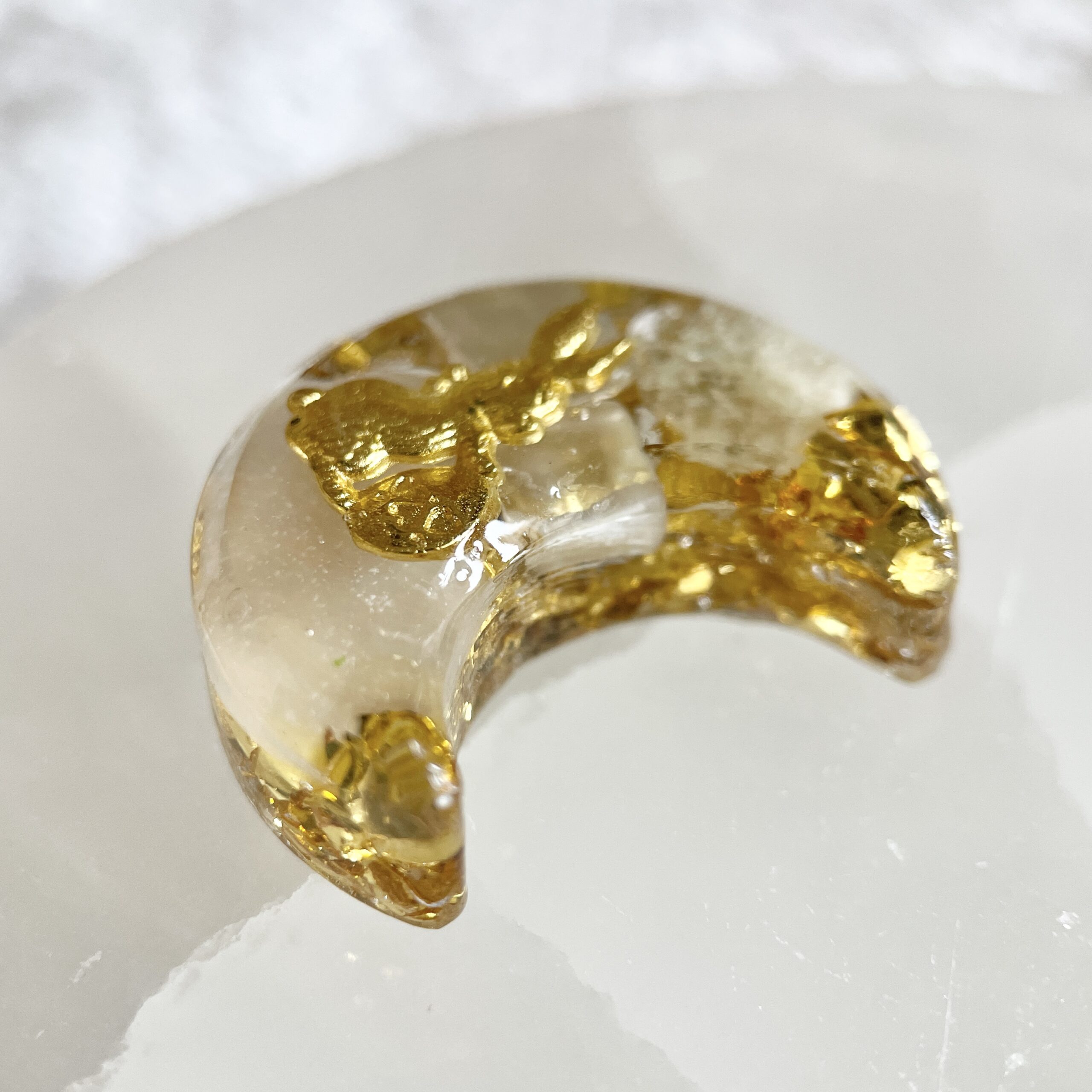 月亮石復活蛋兔子高頻奧根能量吊墜/鎖匙扣 Orgonite - Image 2