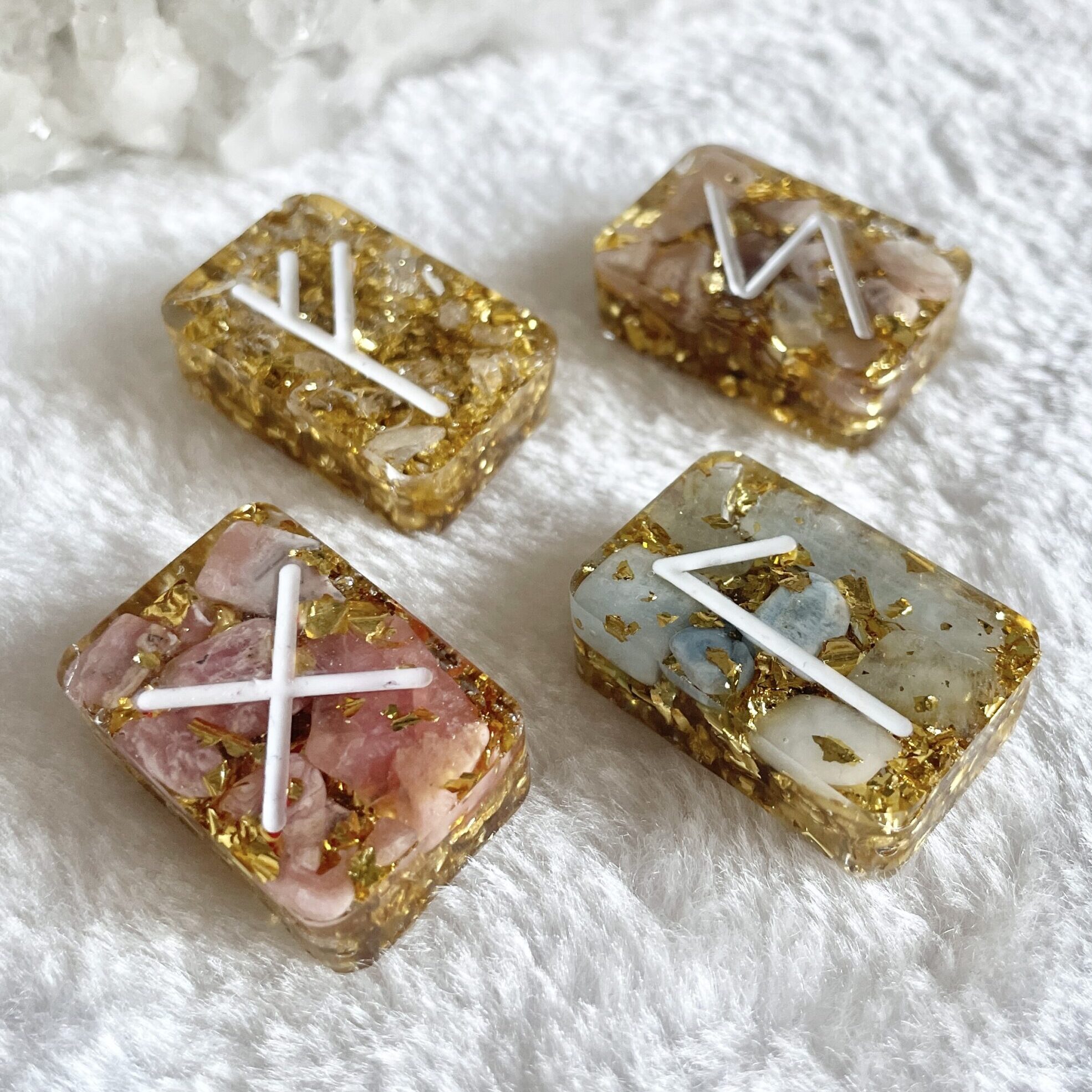 盧恩石系列 - Fehu 財運高頻奧根能量吊墜/鎖匙扣 Orgonite - Image 3