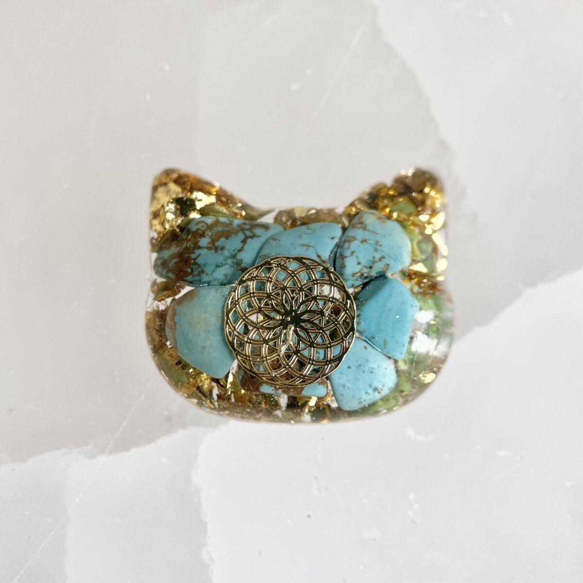 綠松石(色彩強化) 生命種子圖騰 貓貓高頻奧根能量吊墜/鎖匙扣 Orgonite