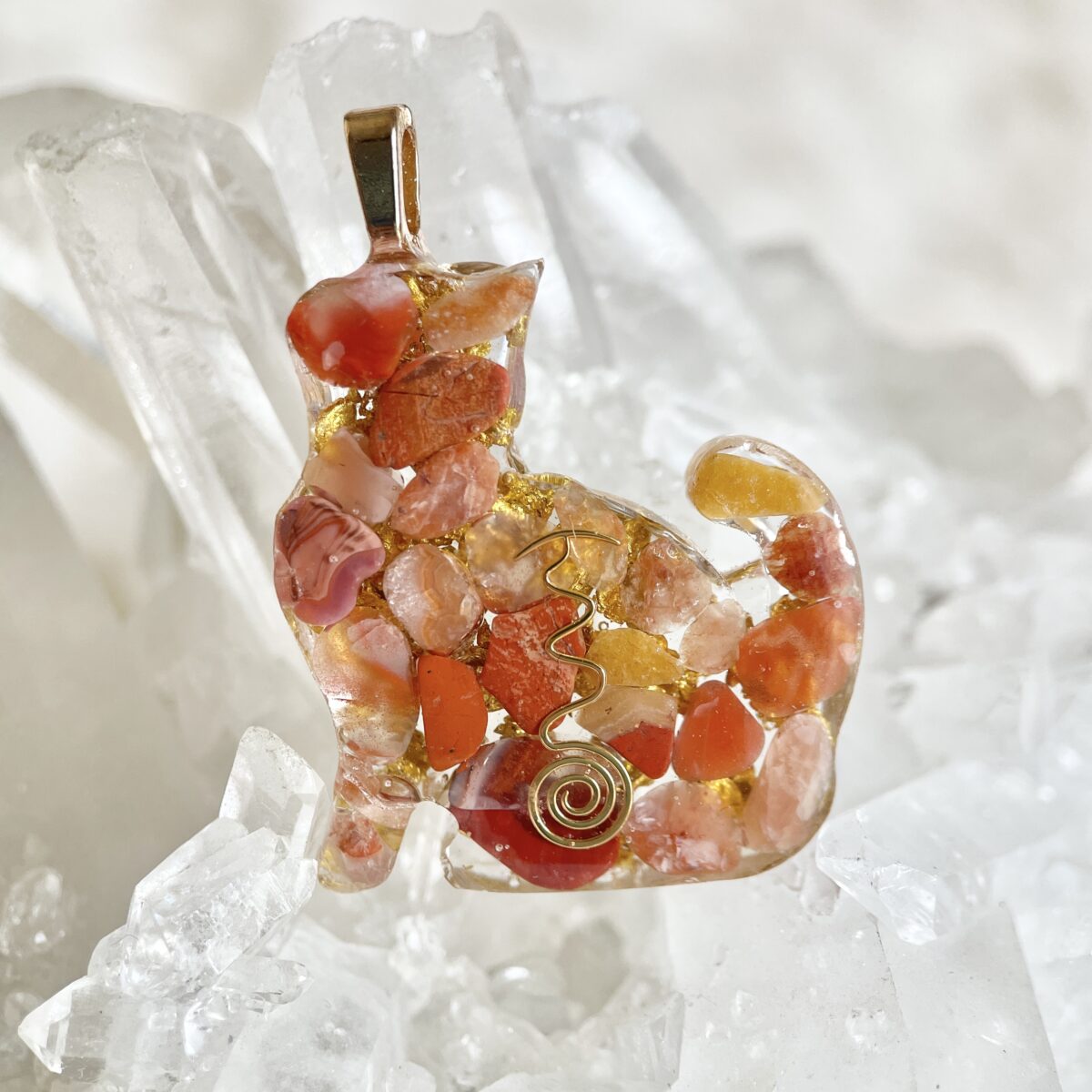 Fire Serpent 火蛇 紅璧玉 + 紅玉髓 貓貓高頻能量吊墜/鎖匙扣 Orgonite